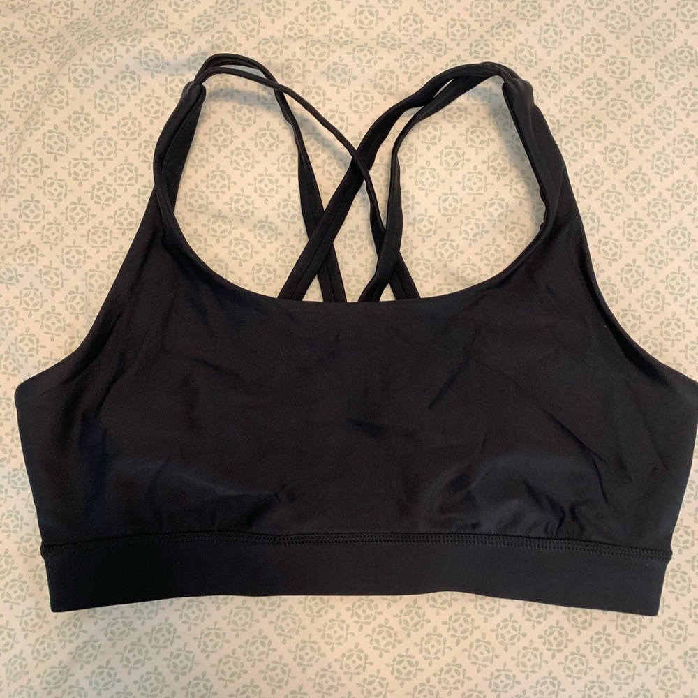 Black Lululemon Energy Sports Bra